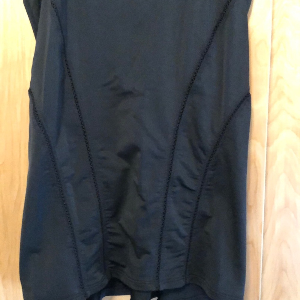 90 Degrees Work out Racerback Tank - Picture 3 of 4
